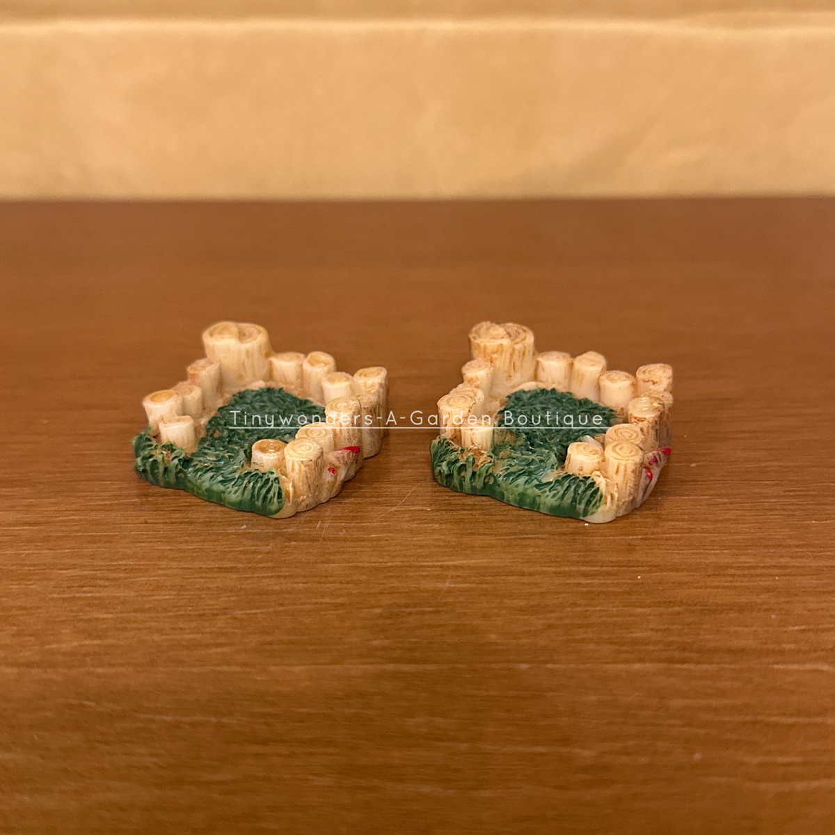 #566 Log Fence Green Patch ( Per unit )