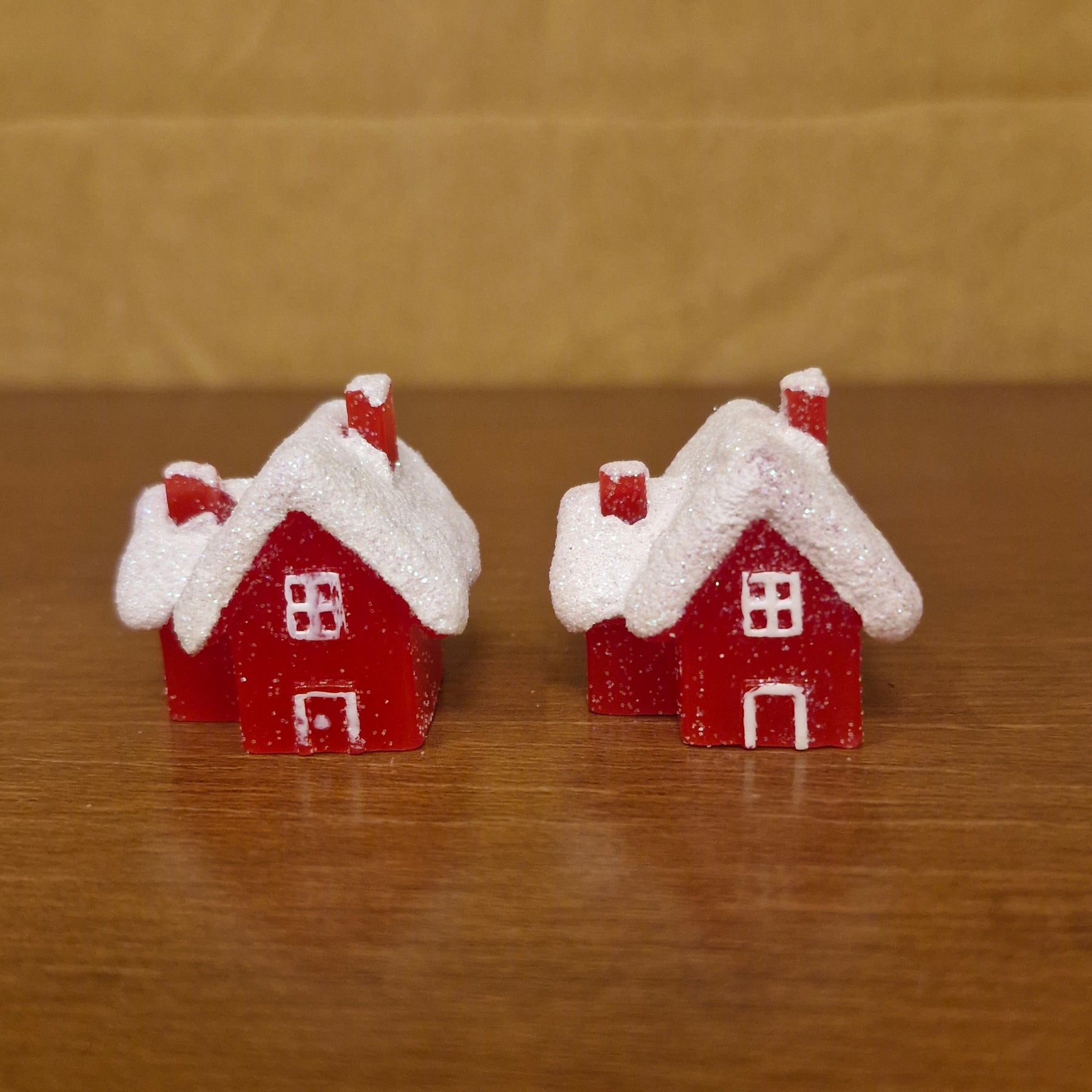 #470 Red Snow House (Per Unit)