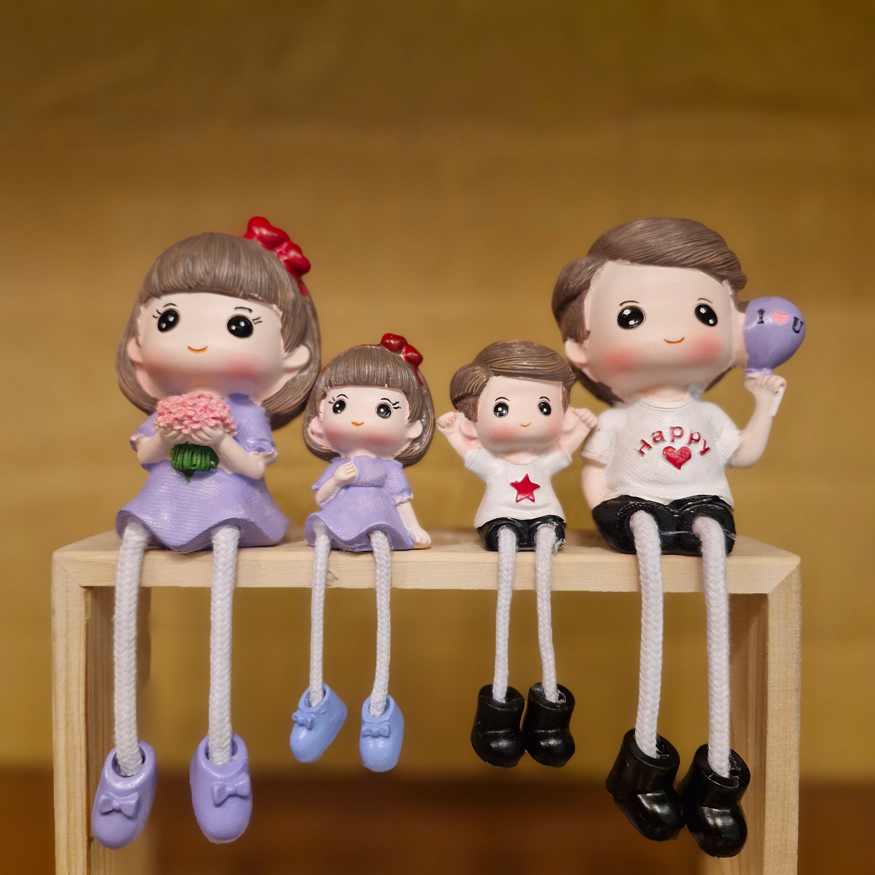 #487 Purple and White Dress Family (Set of 4)