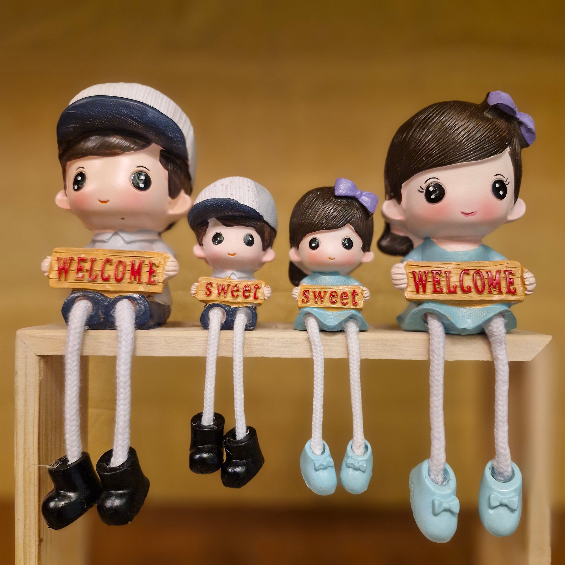 #488 Welcome Family (Set of 4)