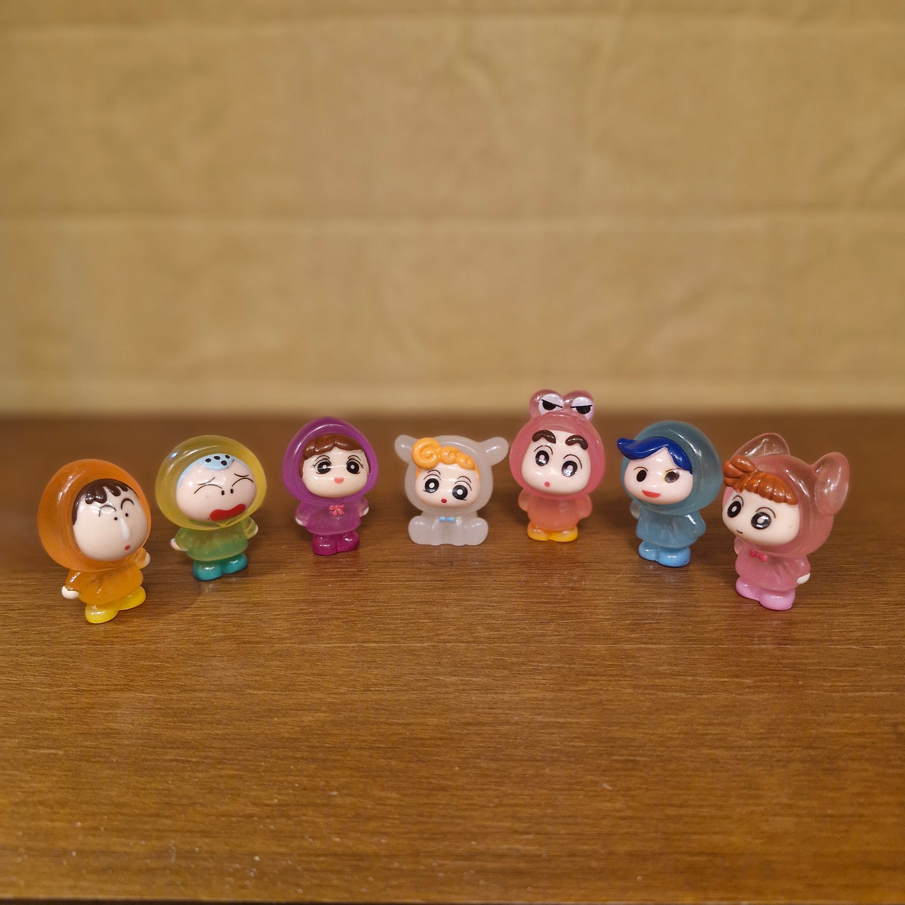#503 Shinchan n family (Set of 2) Random Designs