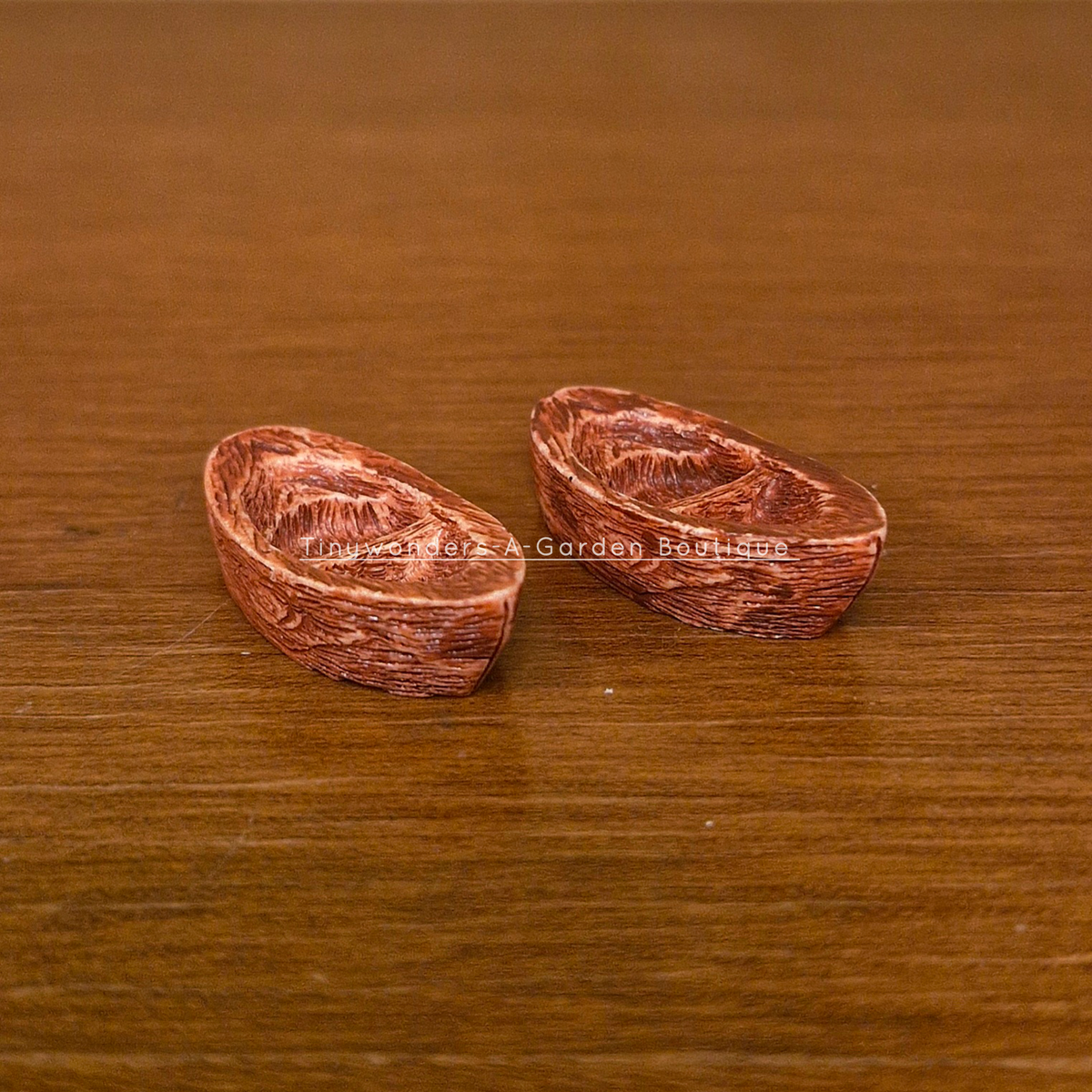 #529 Brown Boats ( Set Of 2 ) Random Design