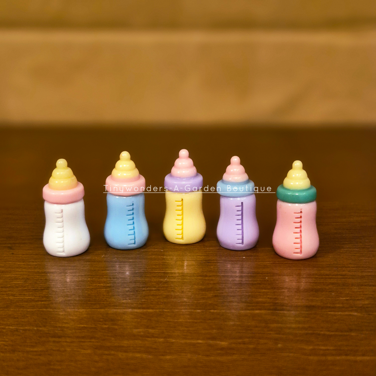 #542 Milk Bottles ( Set Of 4 ) Random Colour