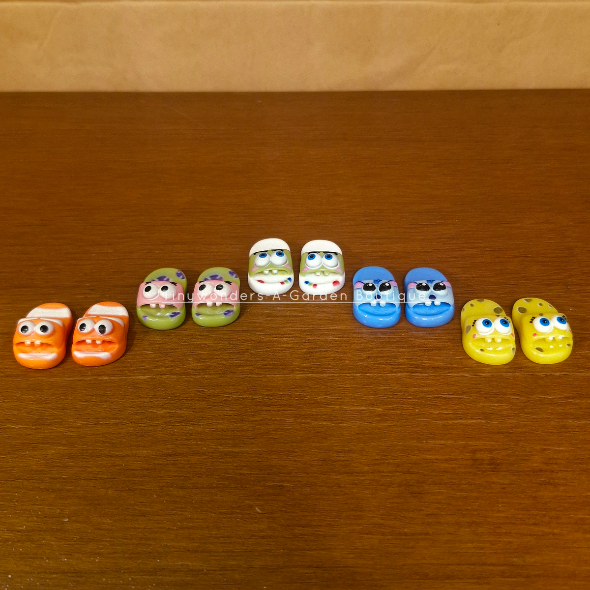 #531 Sleepers ( 2 pair )Random Colour