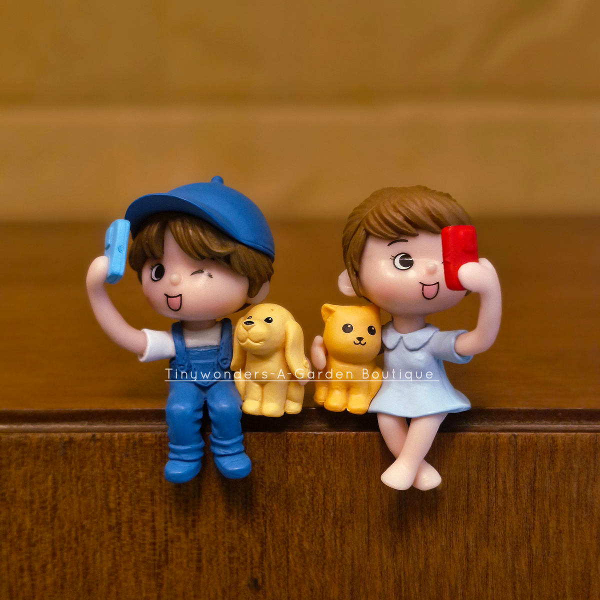 #526 Selfie Couple ( pair )