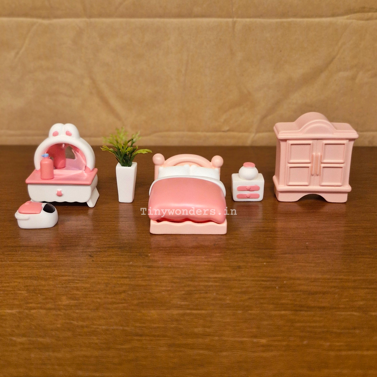 #590 Cute Bedroom Miniature Set ( Set Of 8 )