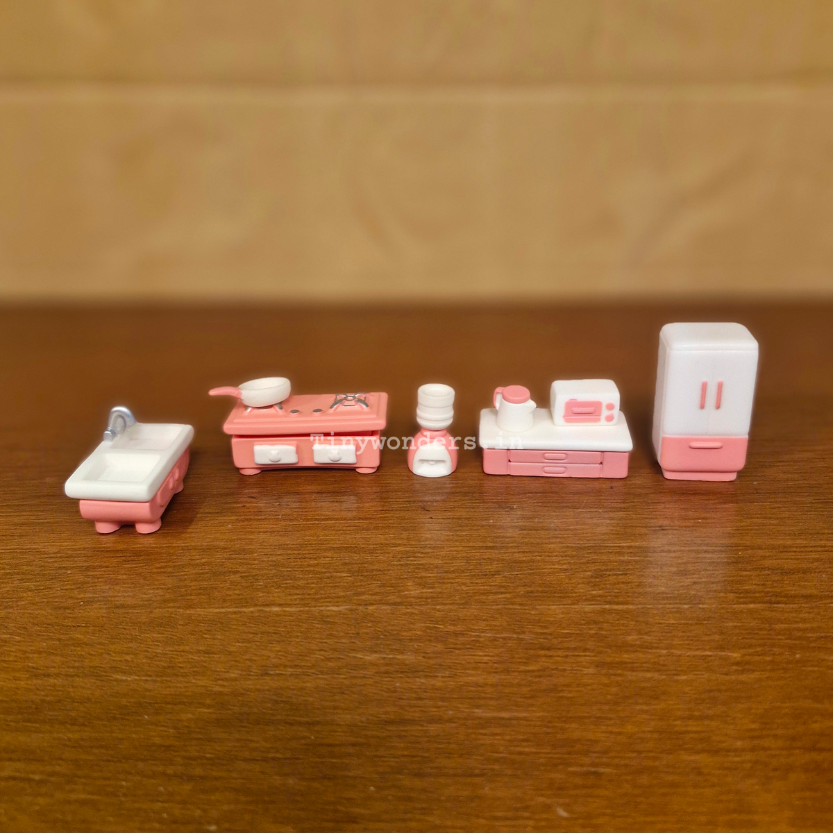 #581 Cute Kitchen Miniature Set ( Set Of 8 )