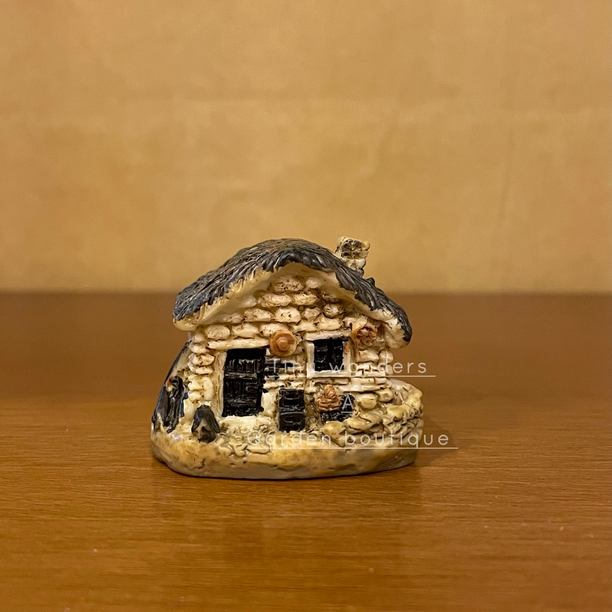#021 Miniature Hut (PER UNIT)
