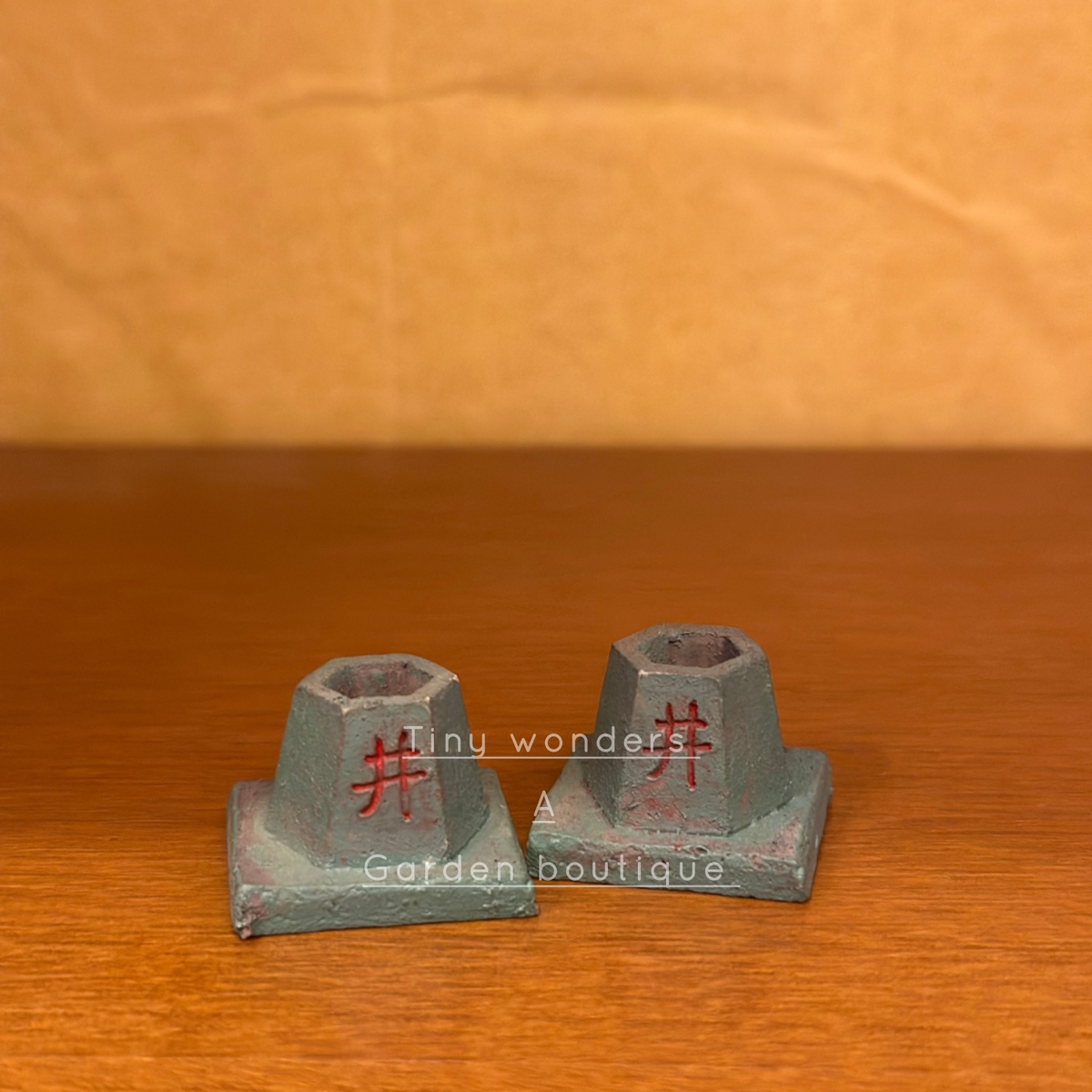 #041 Miniature Tulsi Pot ( Set Of 2 )