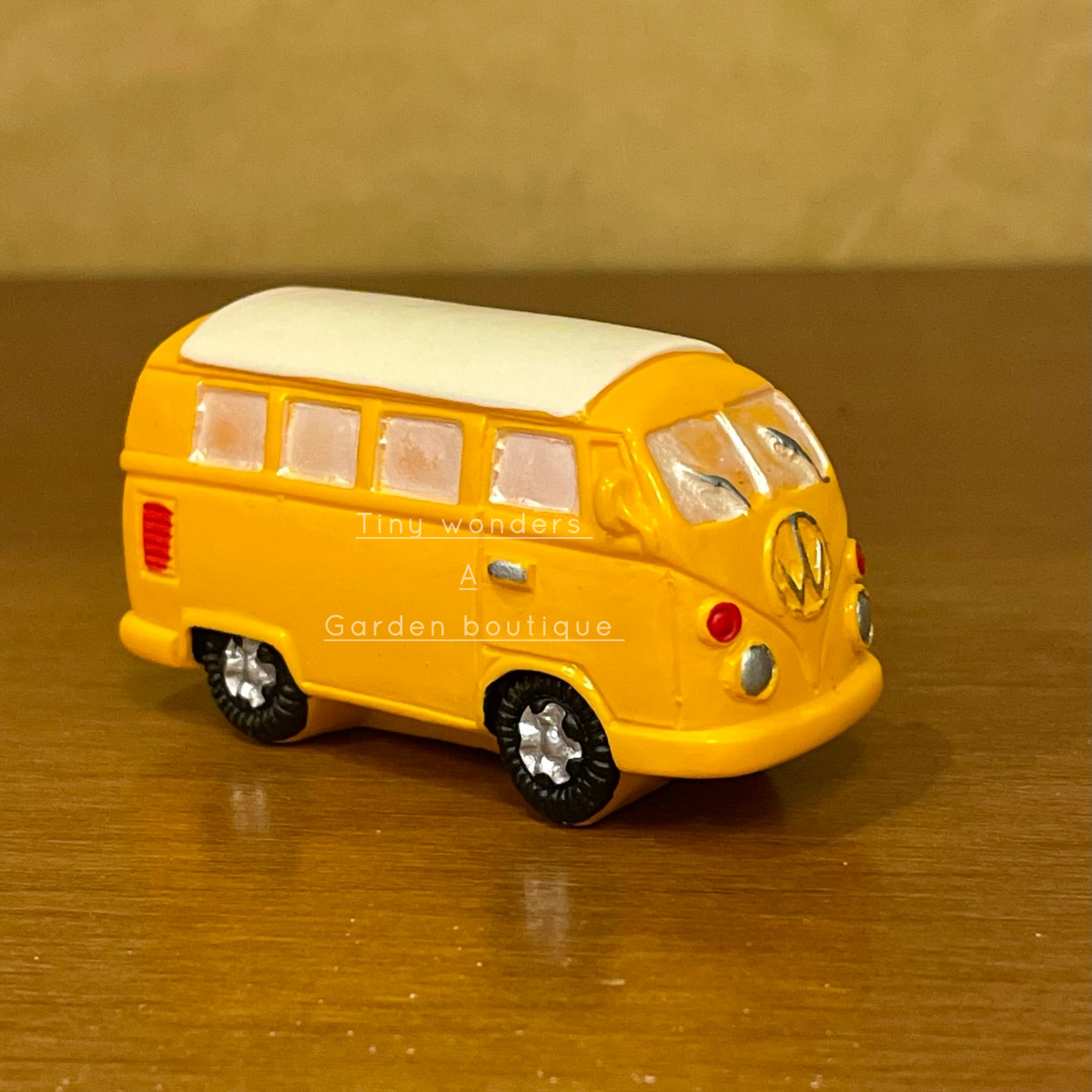 #054 Miniature Van (PER UNIT)