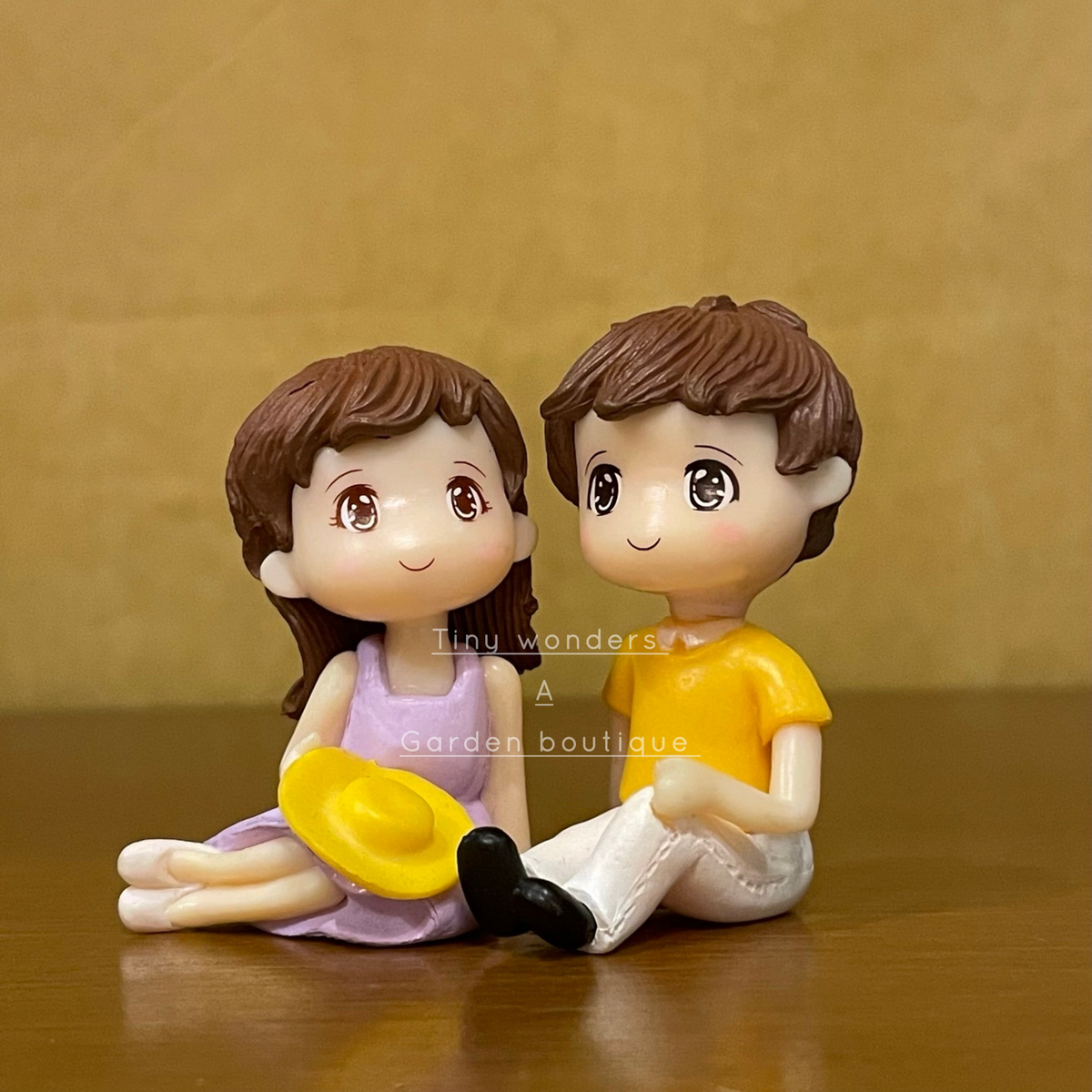 #062 Miniature Sitting Girl Boy with Cap (PER PAIR)