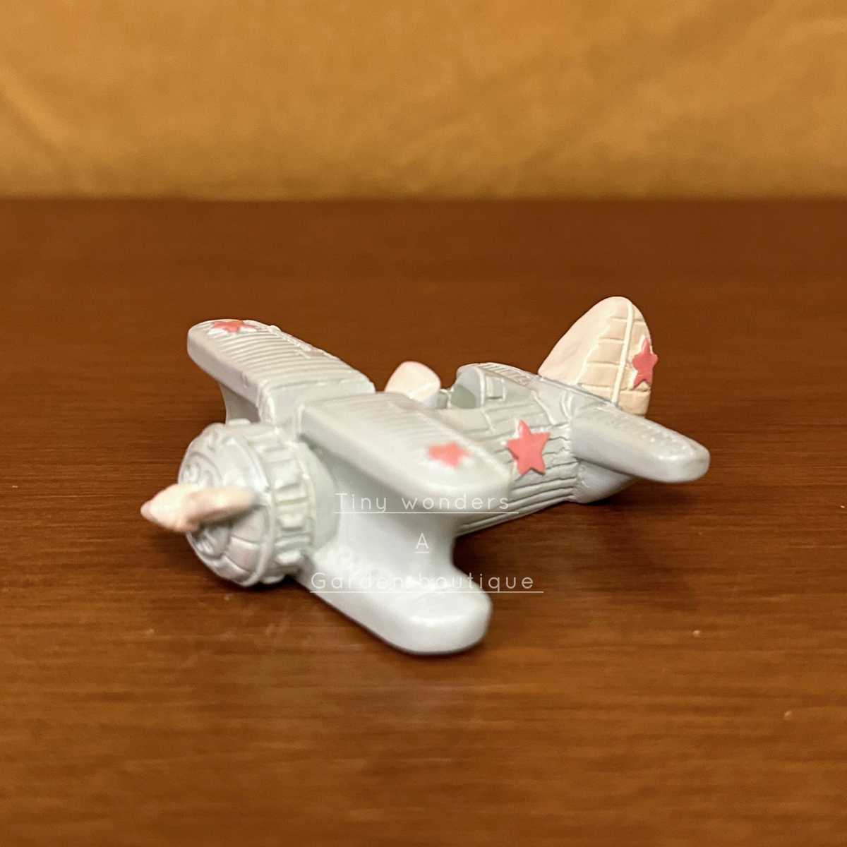 #065 Miniature Aeroplane (PER Unit ) Random Colour