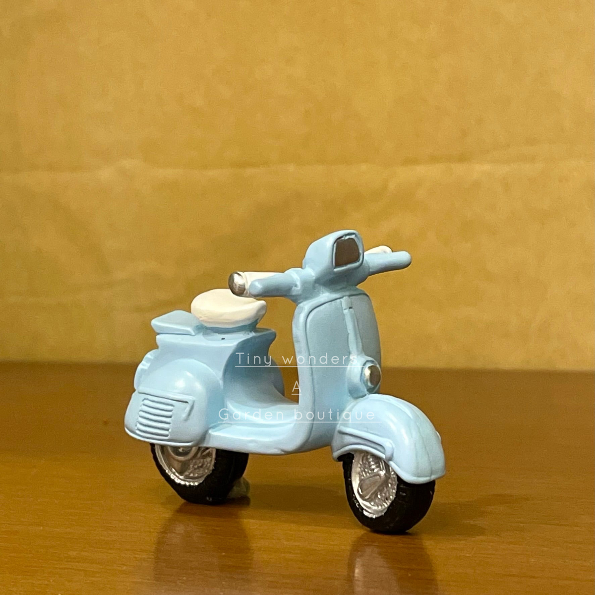 #072 Miniature Scooter (PER UNIT)