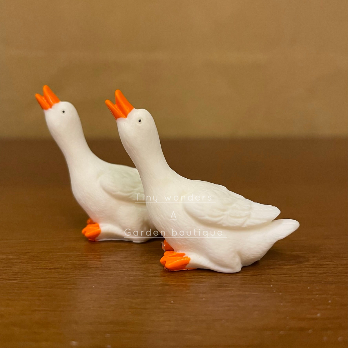 #080 White Miniature Duck ( set of 4 )