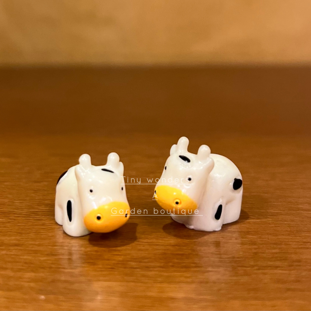 #104 Miniature Cow (Set Of 2 )