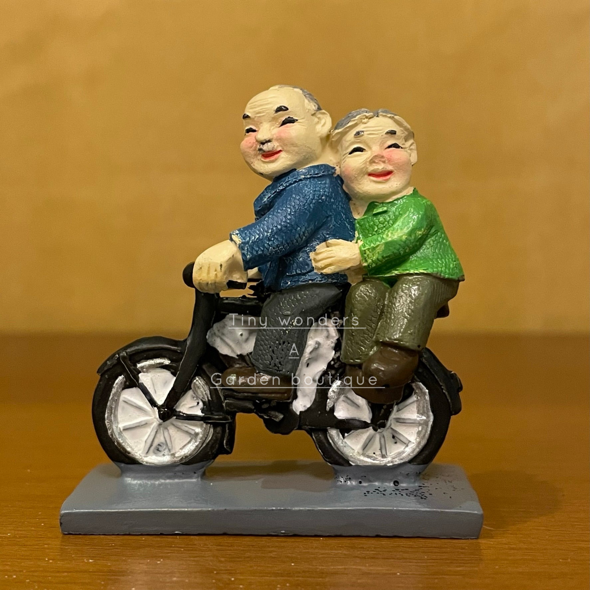 #131 Miniature Old Couple on Cycle (PER UNIT)