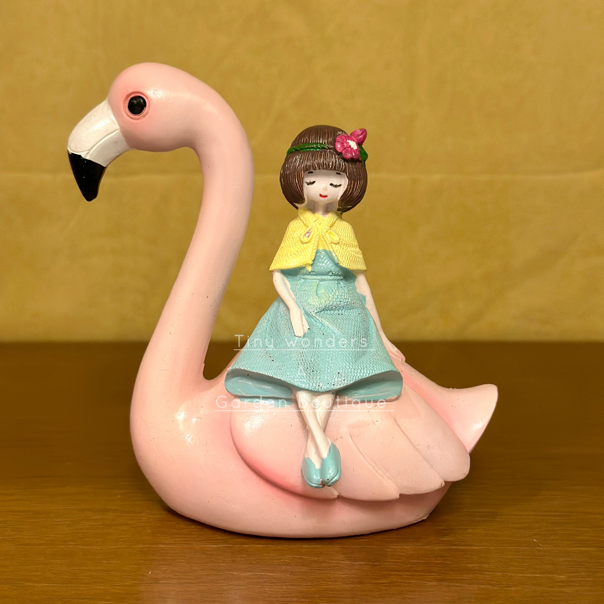 #196 Miniature Flamingo with girl (PER UNIT)