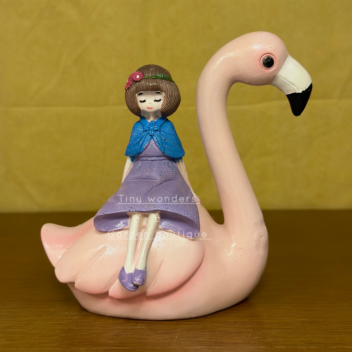 #196 Miniature Flamingo with girl (PER UNIT)