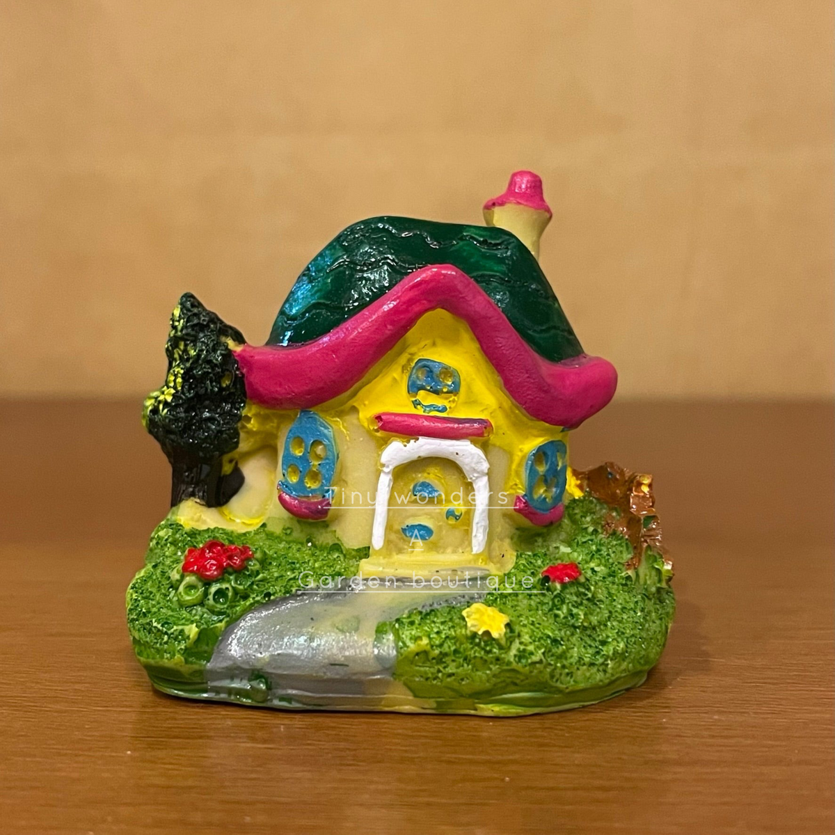 #206 Miniature Small Green House ( Set Of 2 ) Random Design