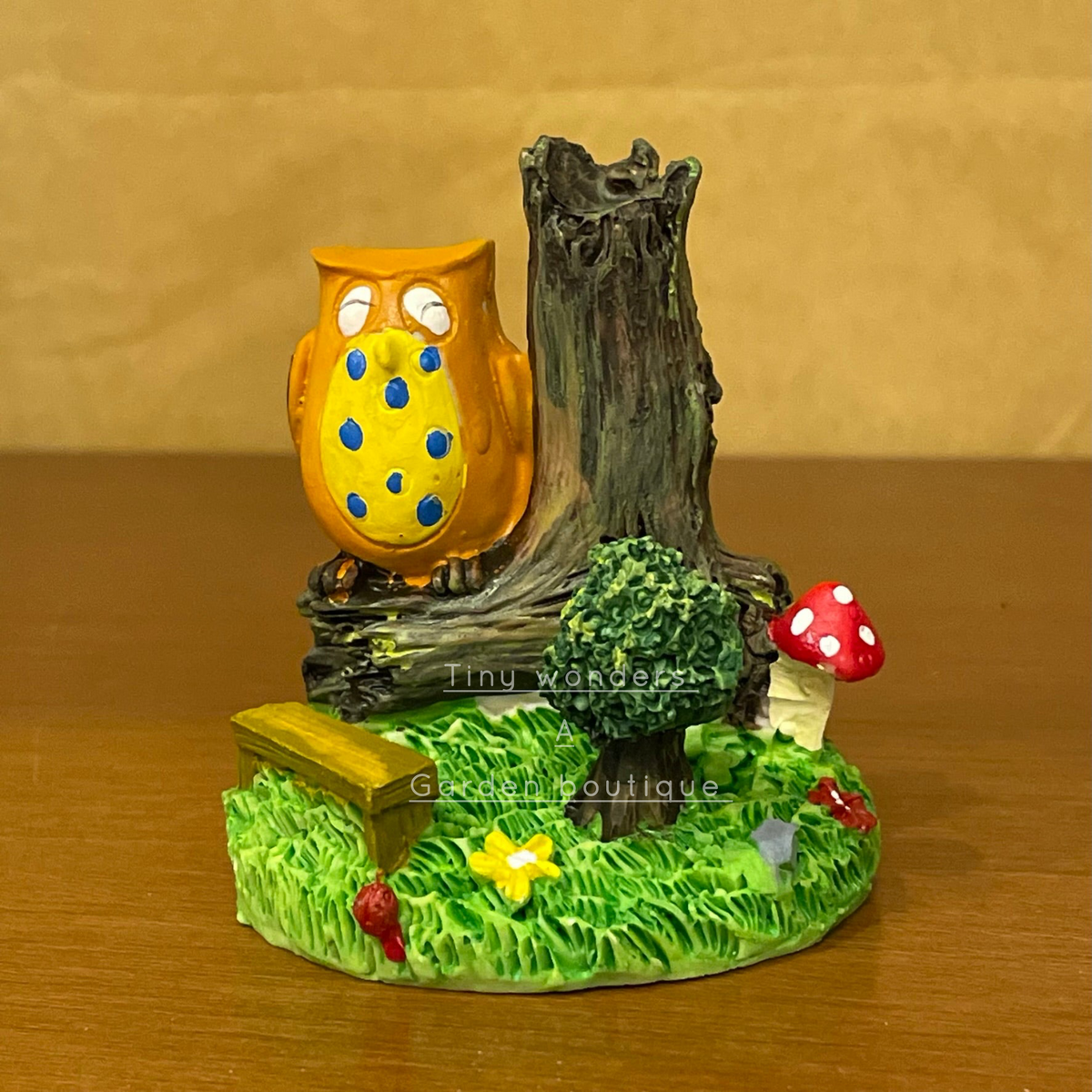 #230 Miniature Owl on the Tree (PER UNIT)