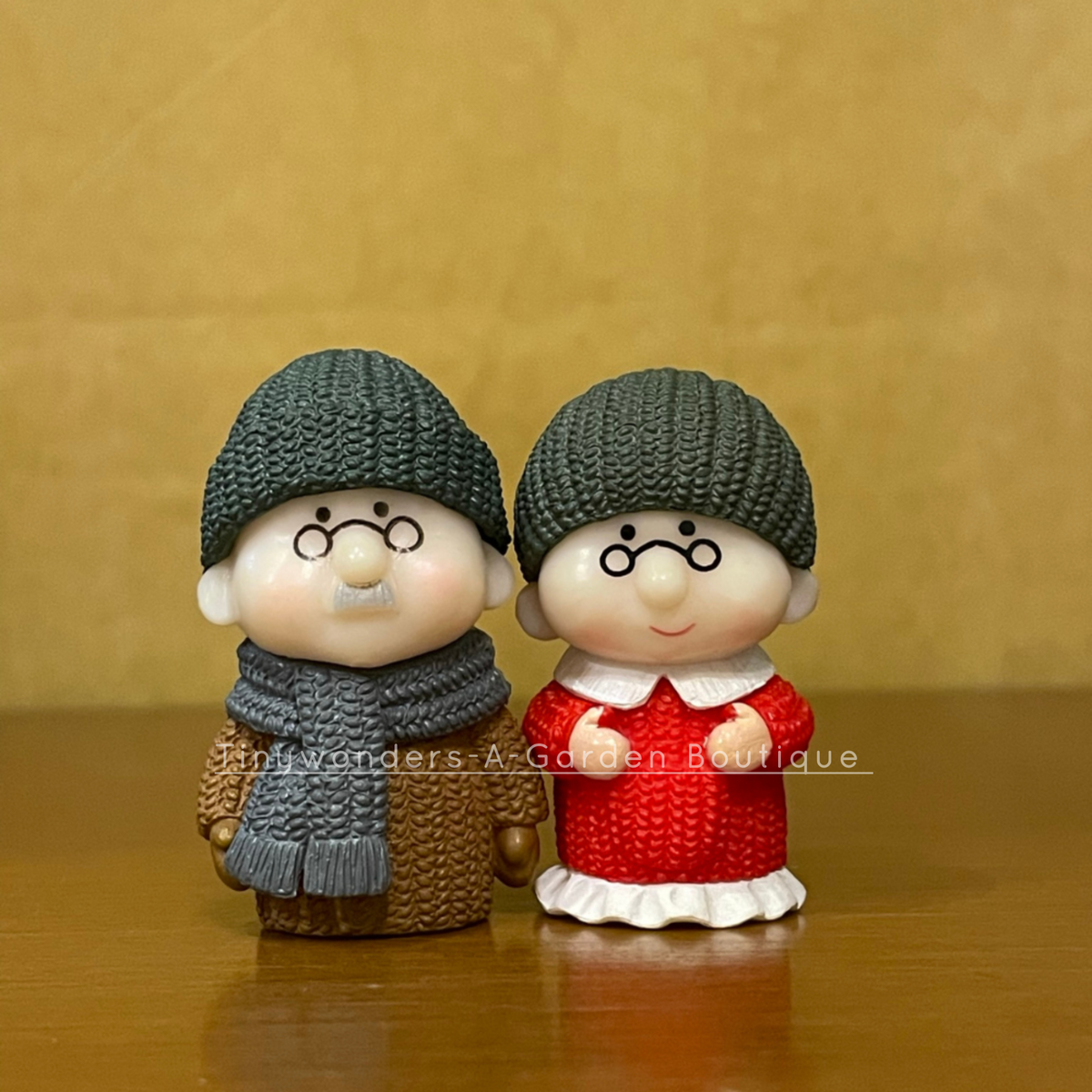 #260 Miniature Grand Parents Muffler (PER PAIR)