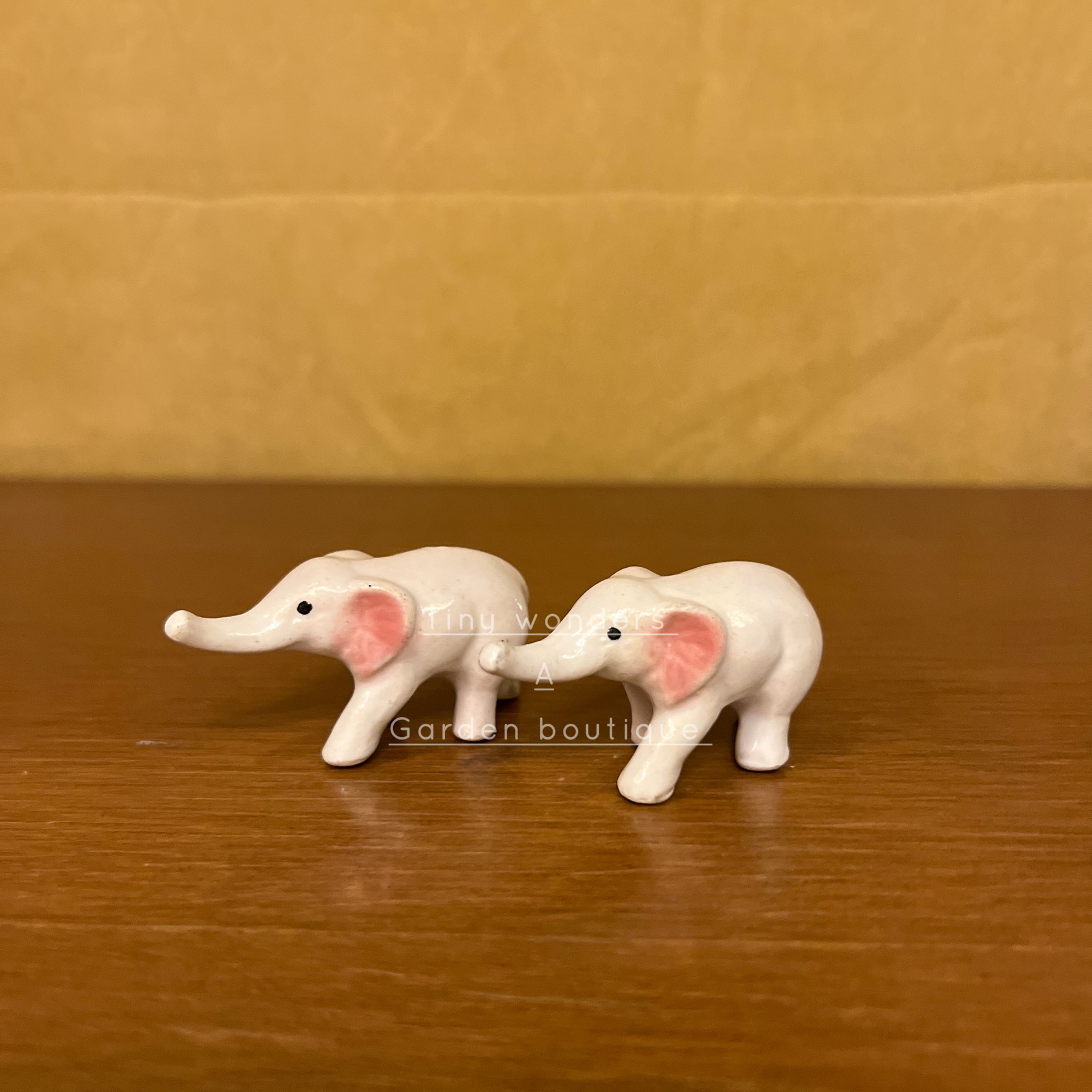 #C08 White Elephant ( set of 2 )