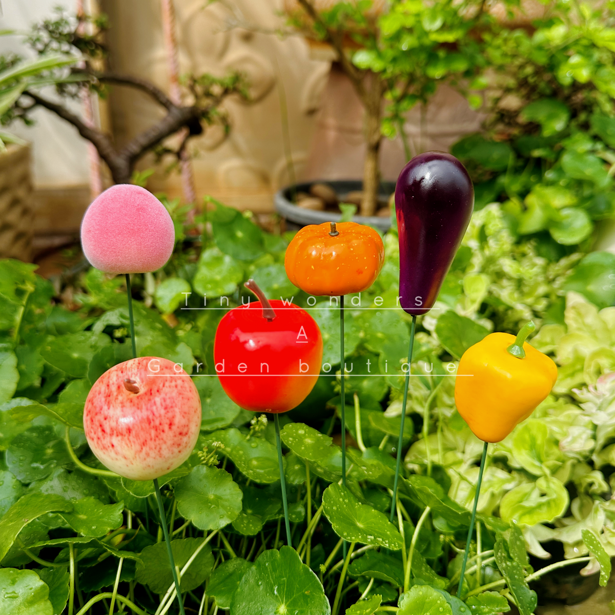 #S10Fruit & vegetables Sticks ( Set of 6 ) Random Designs