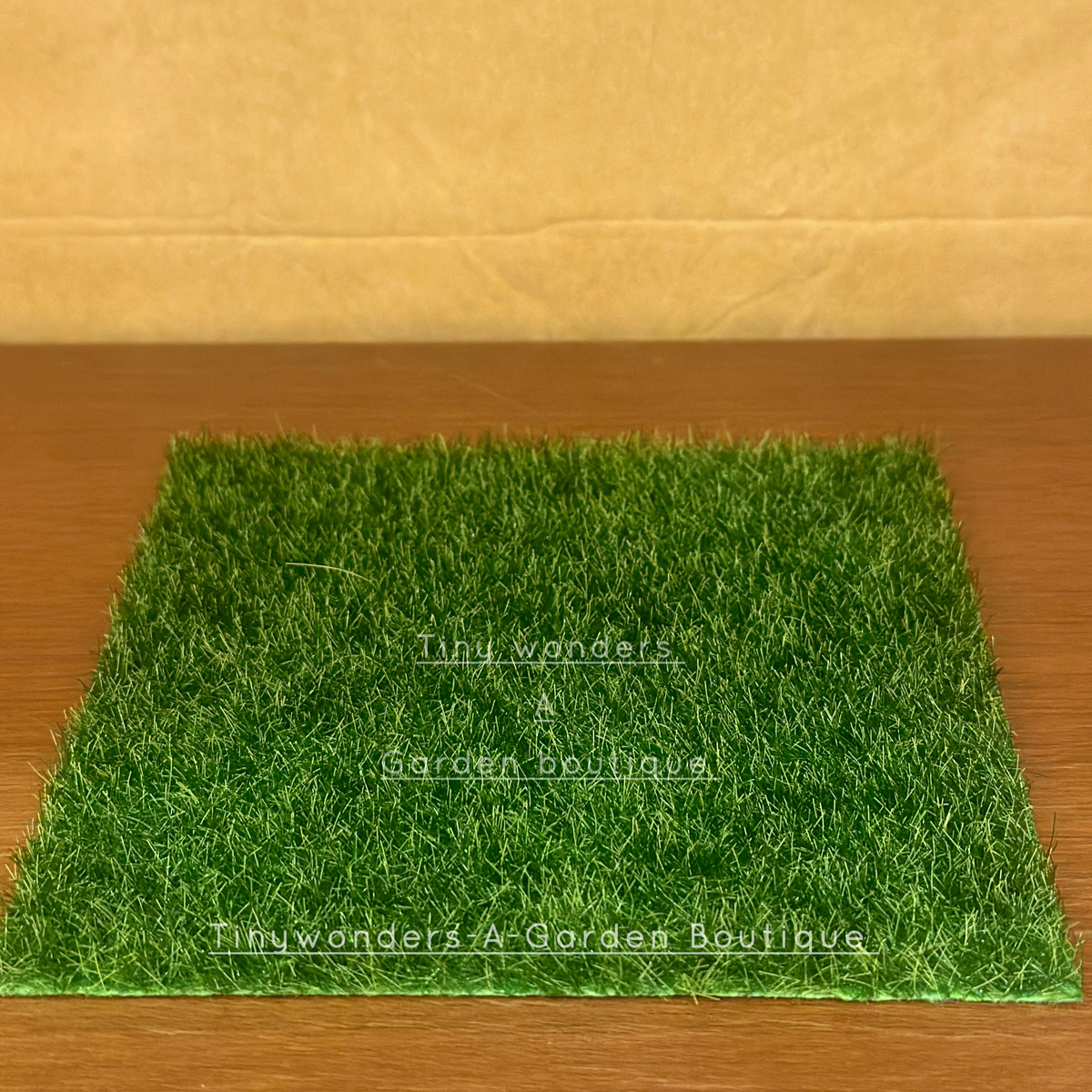 #011 Artificial Miniature Grass Patch ( PER UNIT)