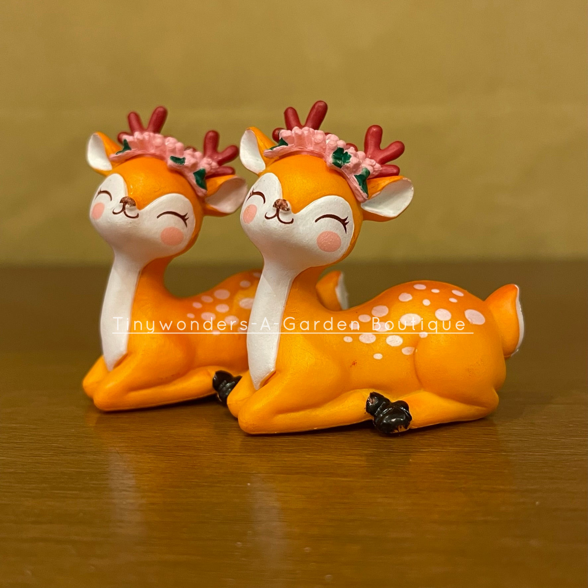 #332 Miniature Sitting Deer ( per unit )