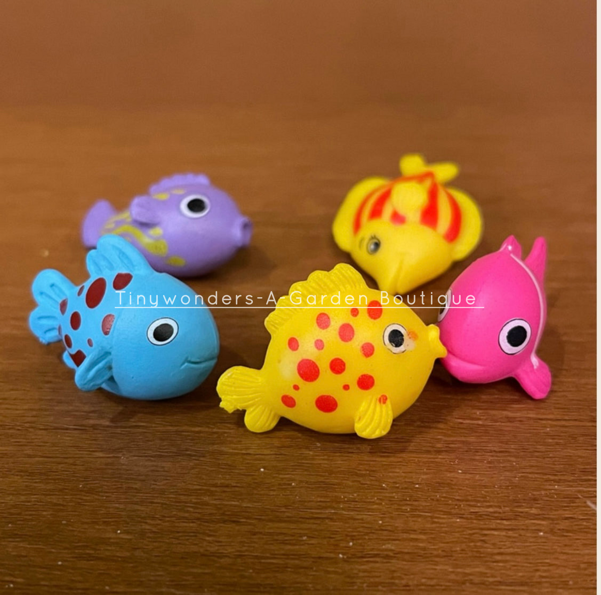 #337 Miniature Animated Fish ( Set of 2 ) Random Colour
