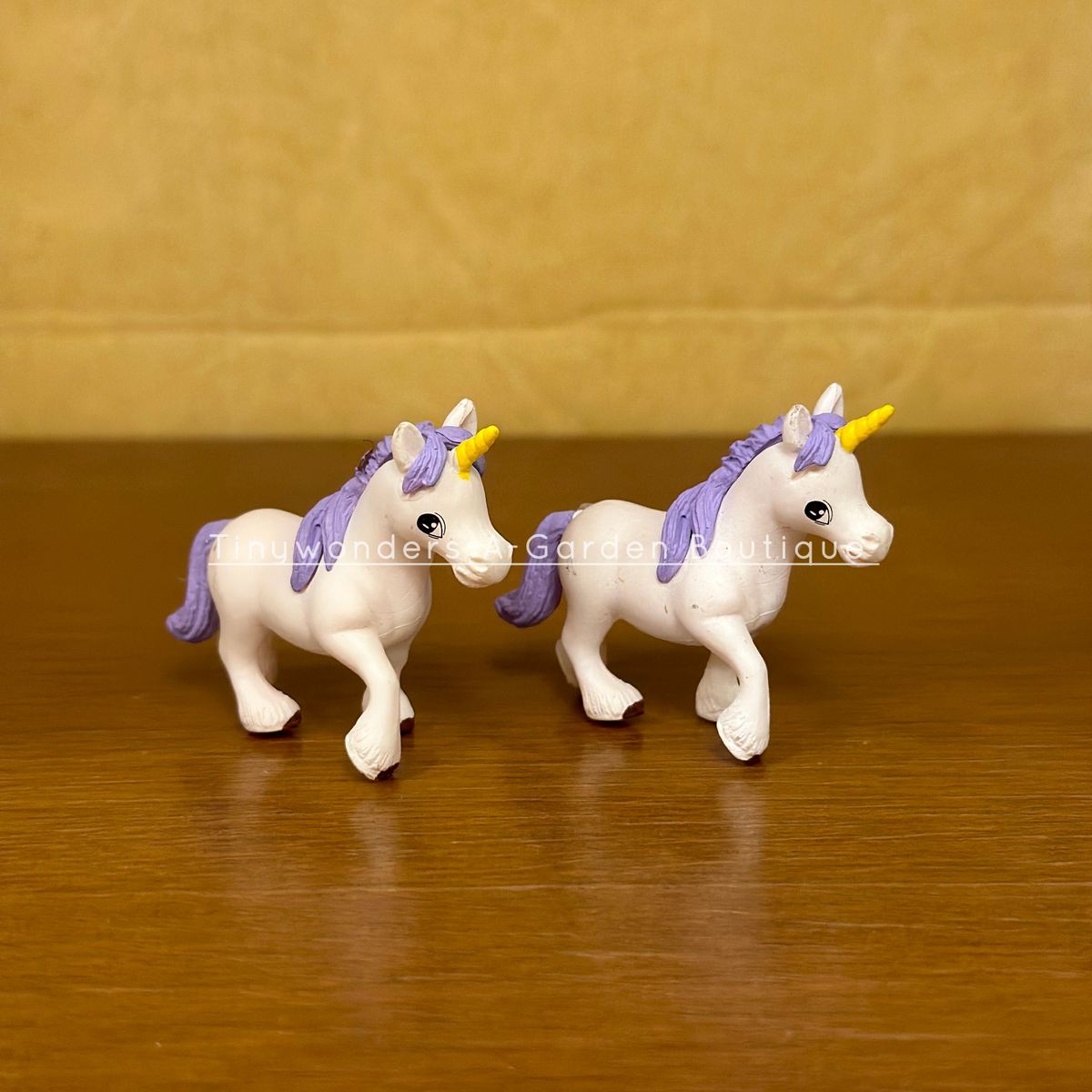 #423 Miniature Unicorn New ( Set Of 2 ) Random Colour