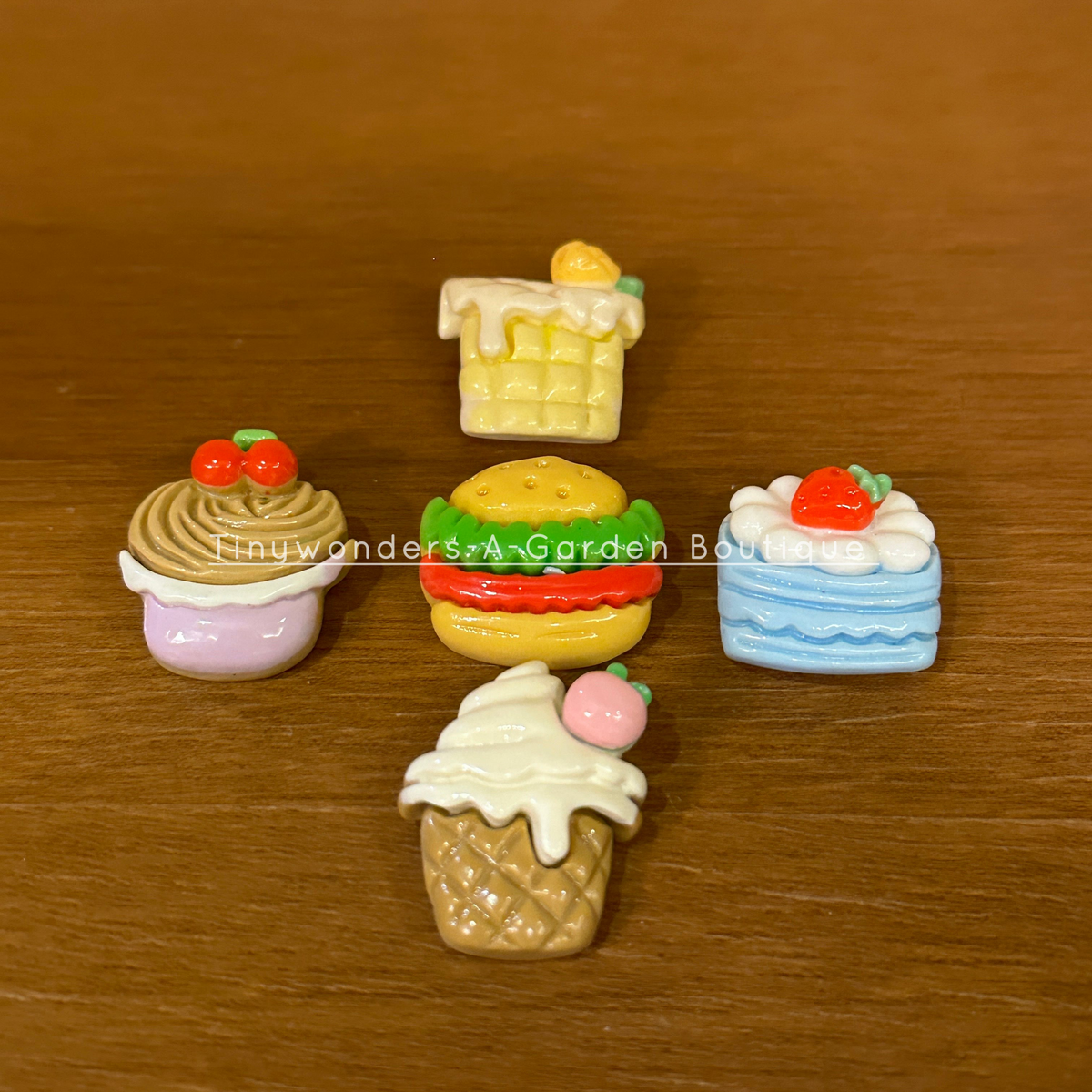 #425 Miniature Pastry (Set Of 5)