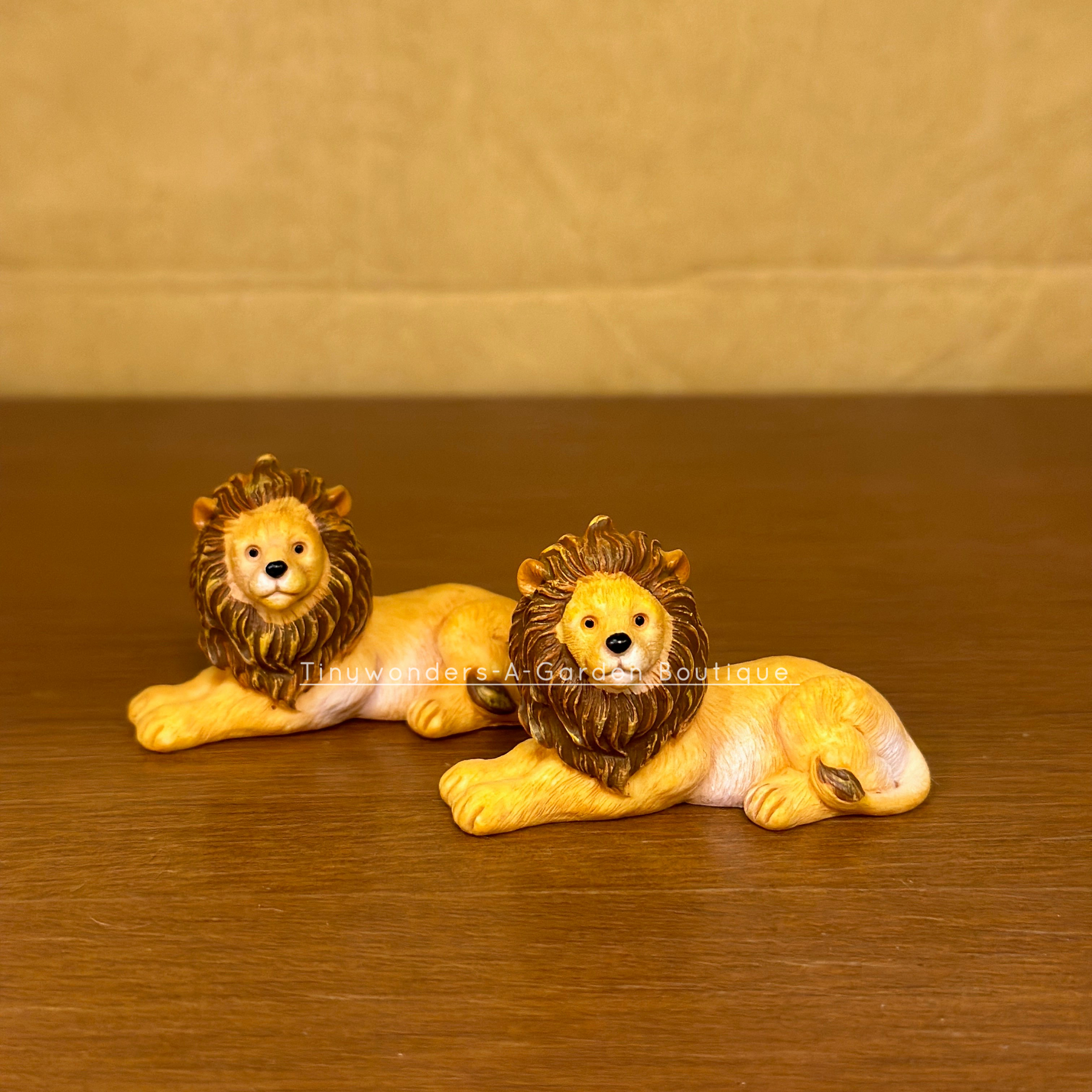 #461 Sitting Lion (Per Unit)