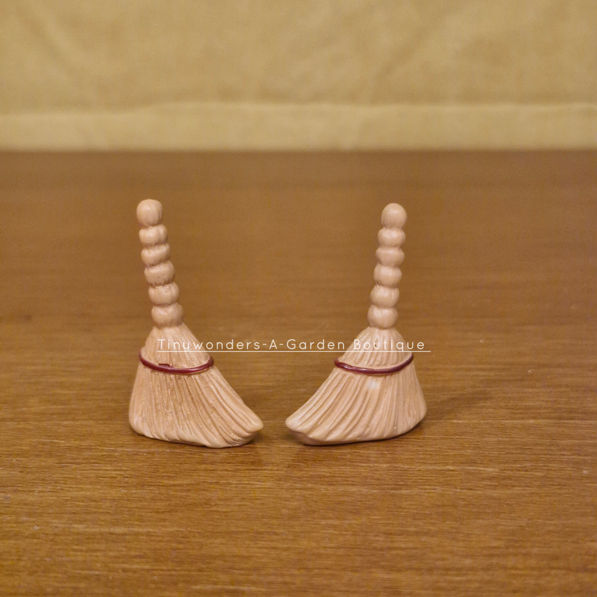 #504 Broom (Set of 2)