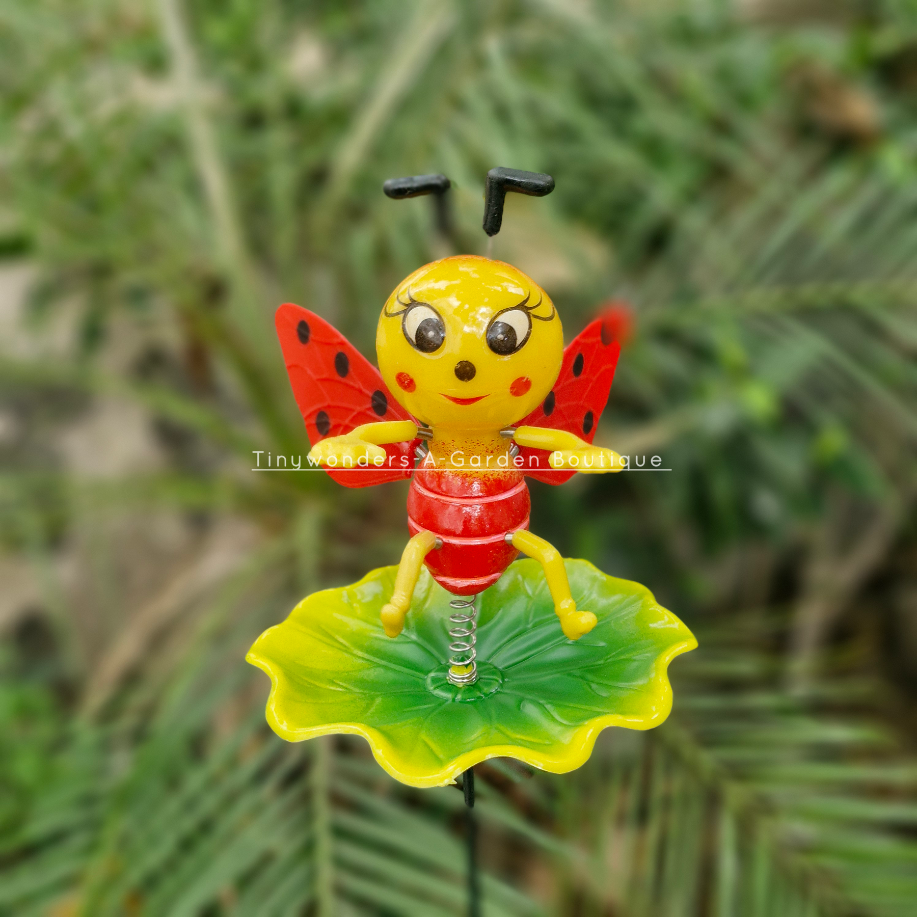 #S51 Polka Dot Bee ( Set Of 2 )