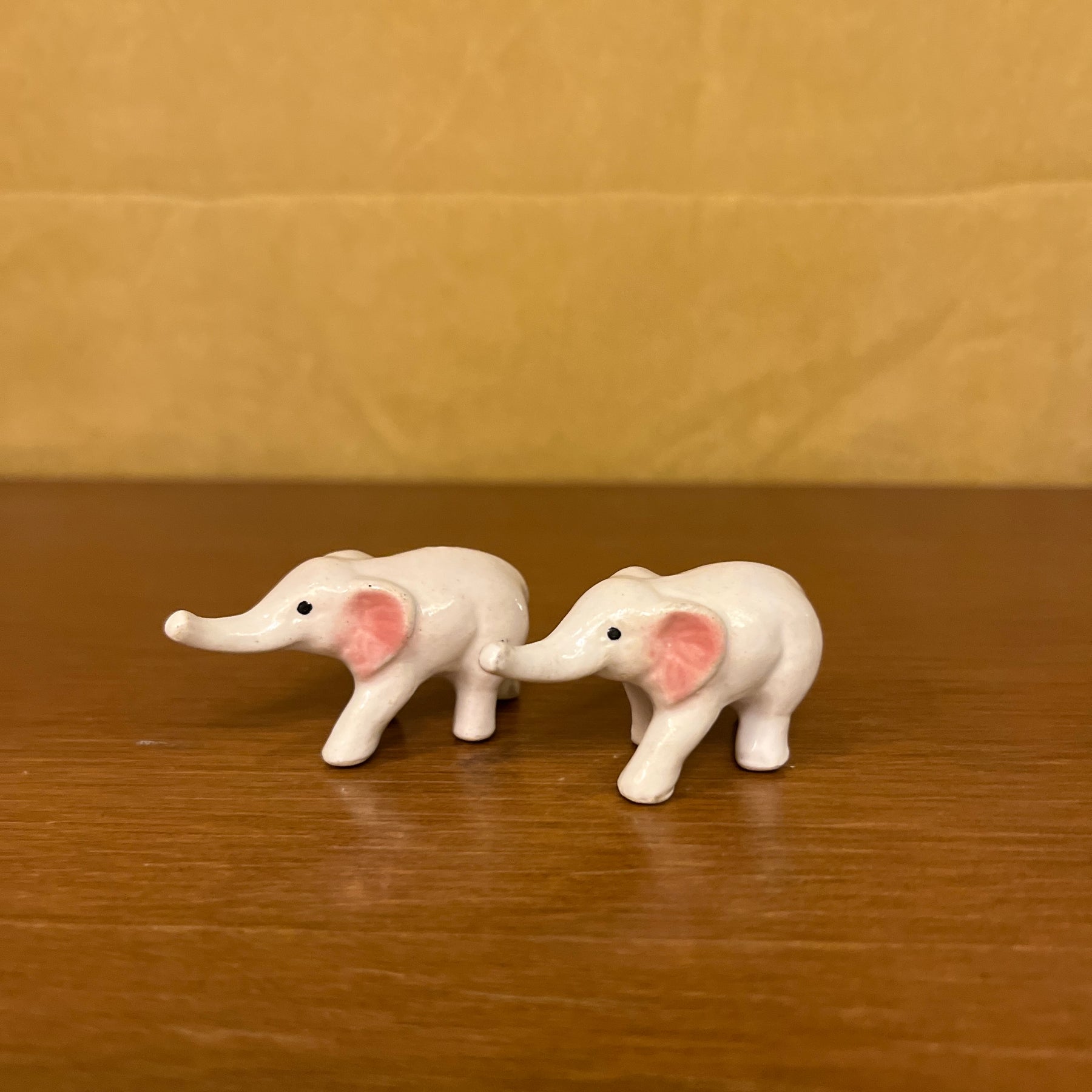 #C8 White Elephant (PER UNIT)