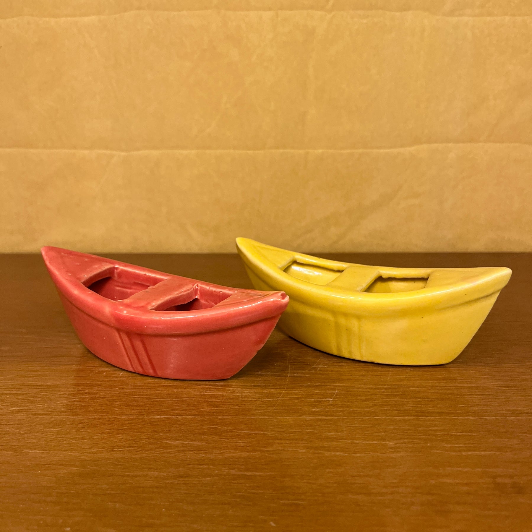 #C24 Boat (PER UNIT)Random Colour