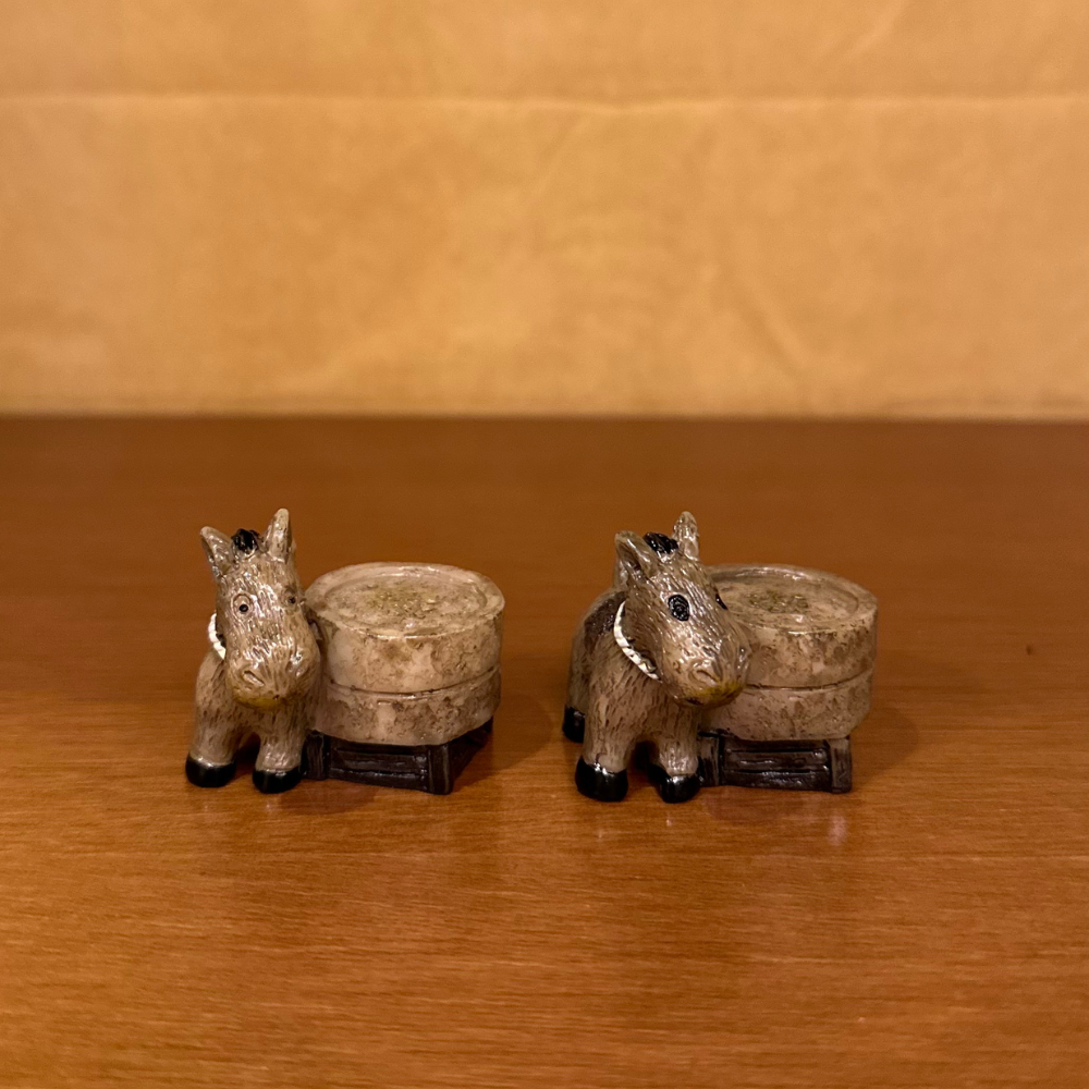 #188 Miniature Donkey With Barrel (PER UNIT)