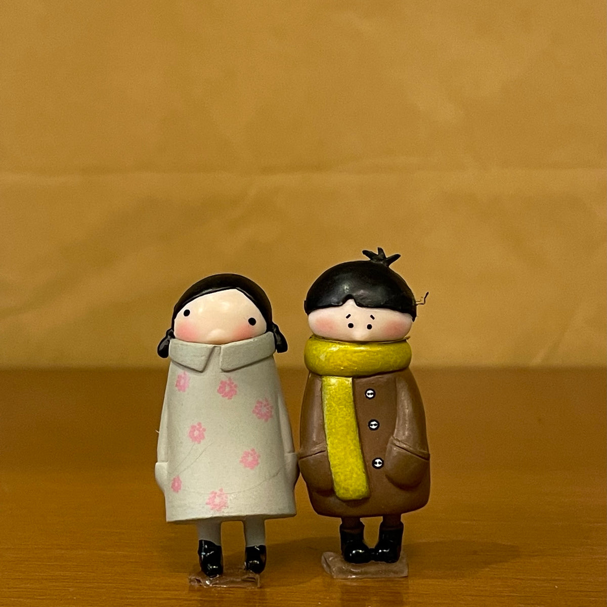 #155 Overcoat Couple (PER PAIR)