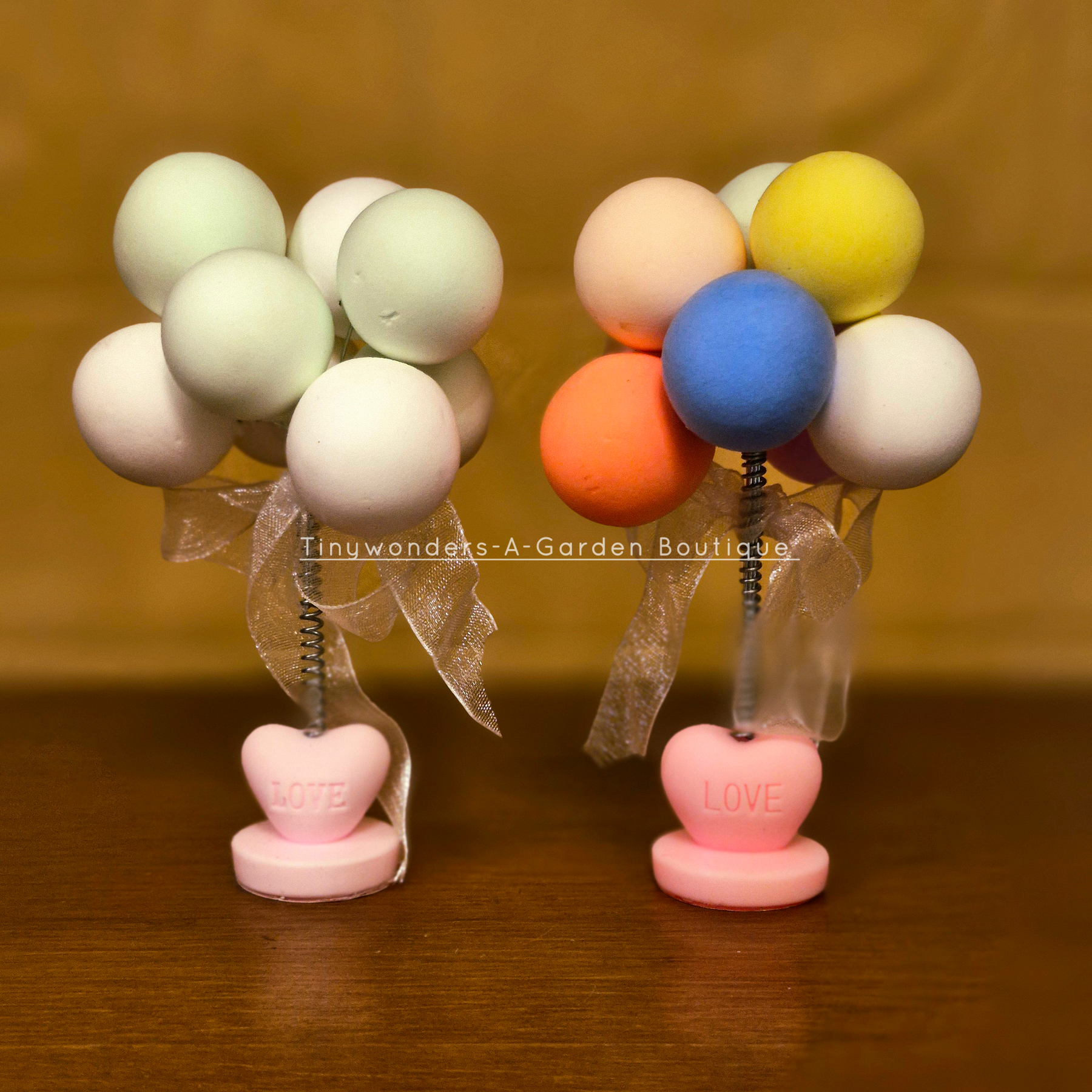 #596 Love Balloons ( Per Unit ) Random Colour