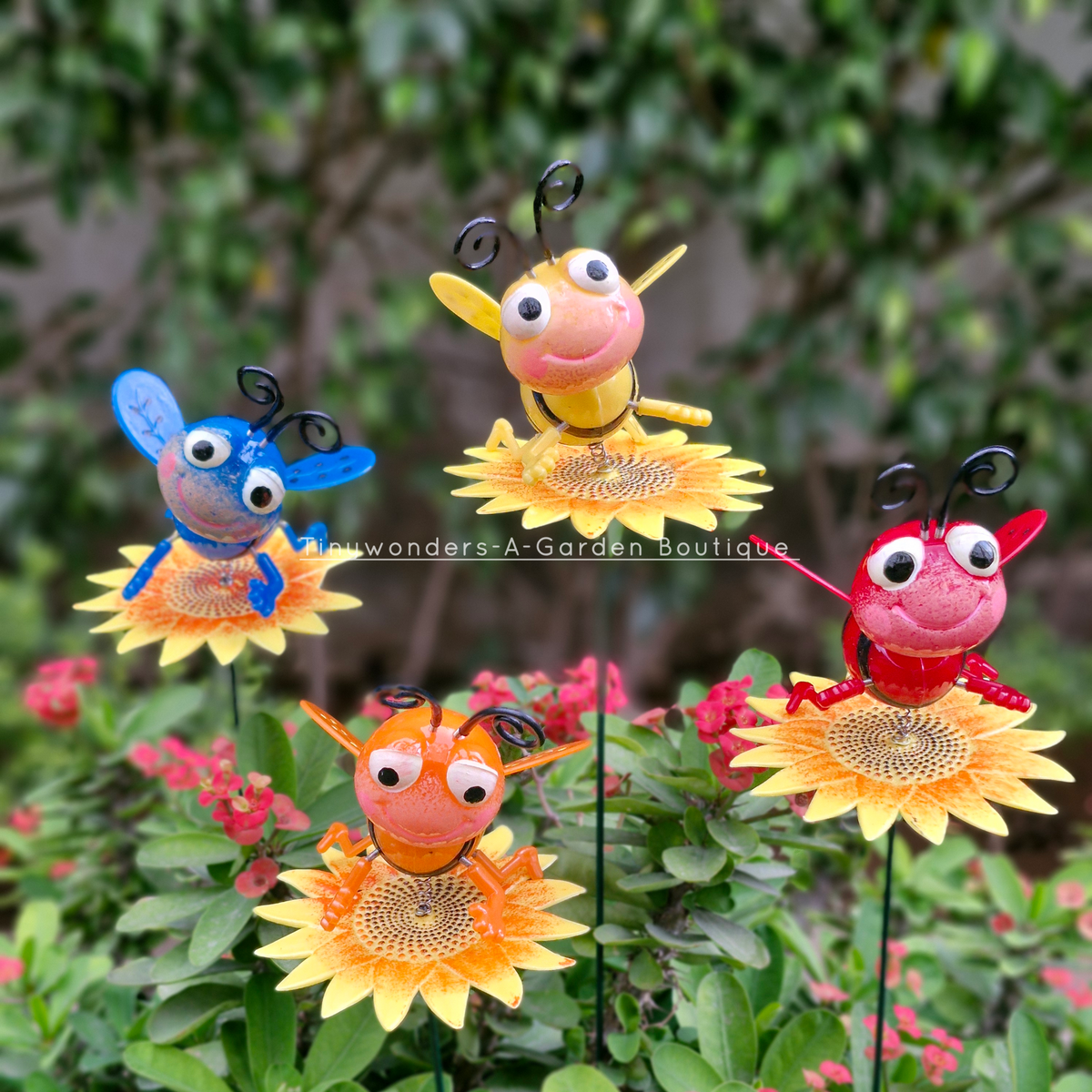 #S54 Smiling Bee On Sunflower ( Set Of 2 )
