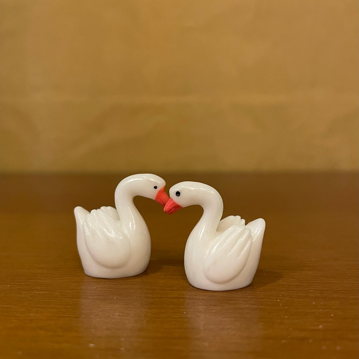 #285 Swan ( Set Of 2 )