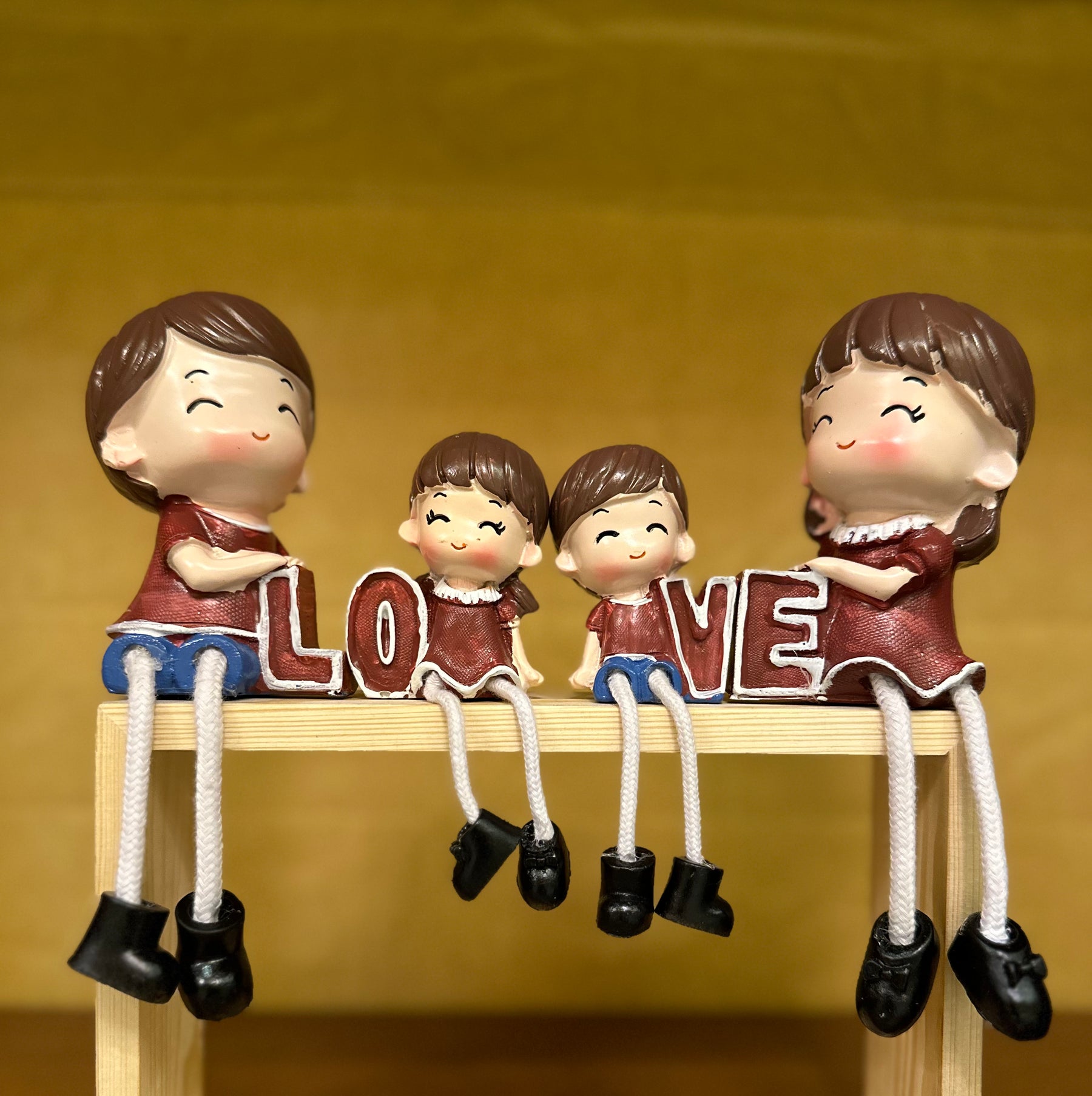 #339 Love Family (SET OF 4)