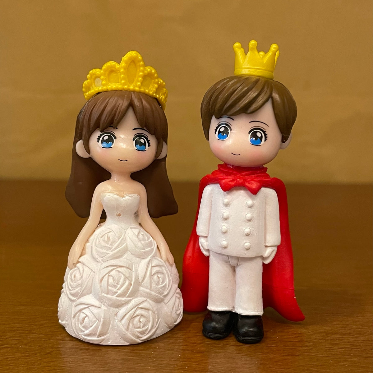 #377 King Queen Couple (PER PAIR)