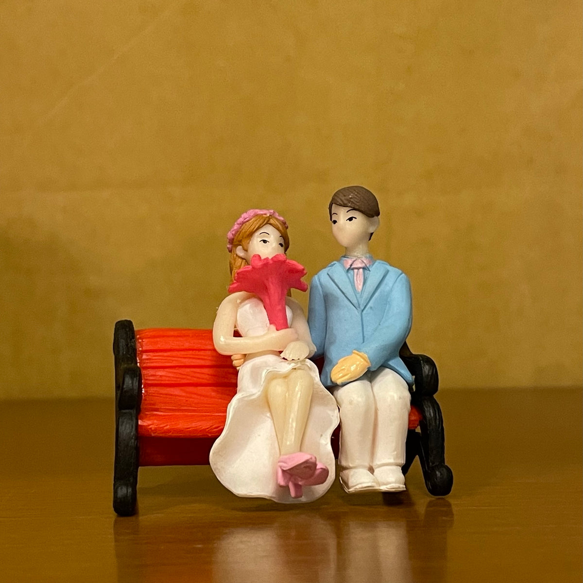 #055 Wedding Couple with Bench (PER PAIR)