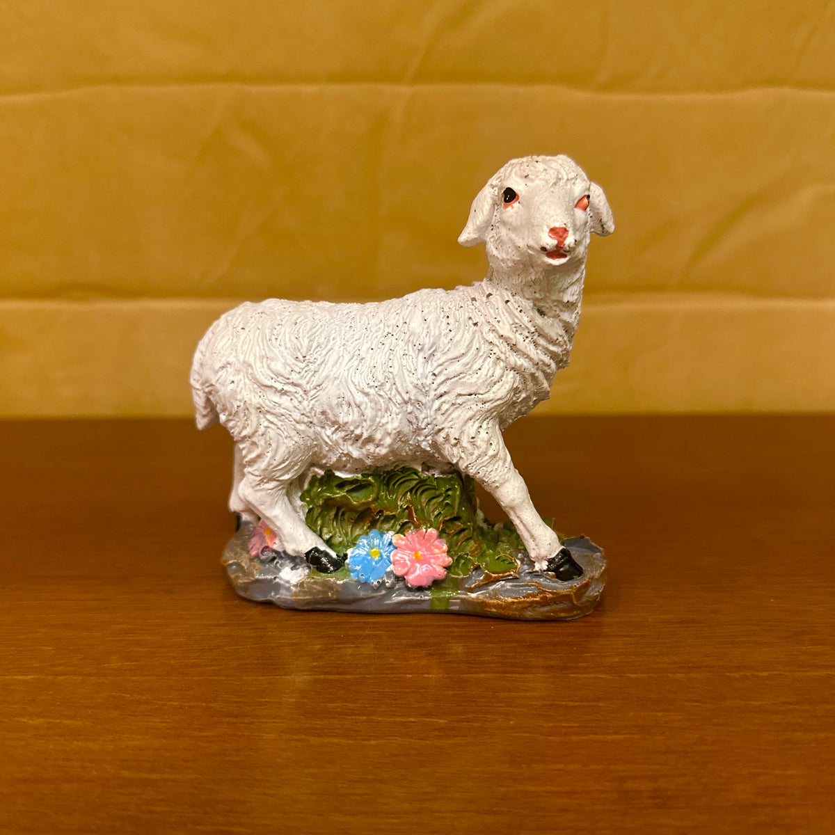 #210 Miniature Sheep Statue (PER UNIT) Random Design