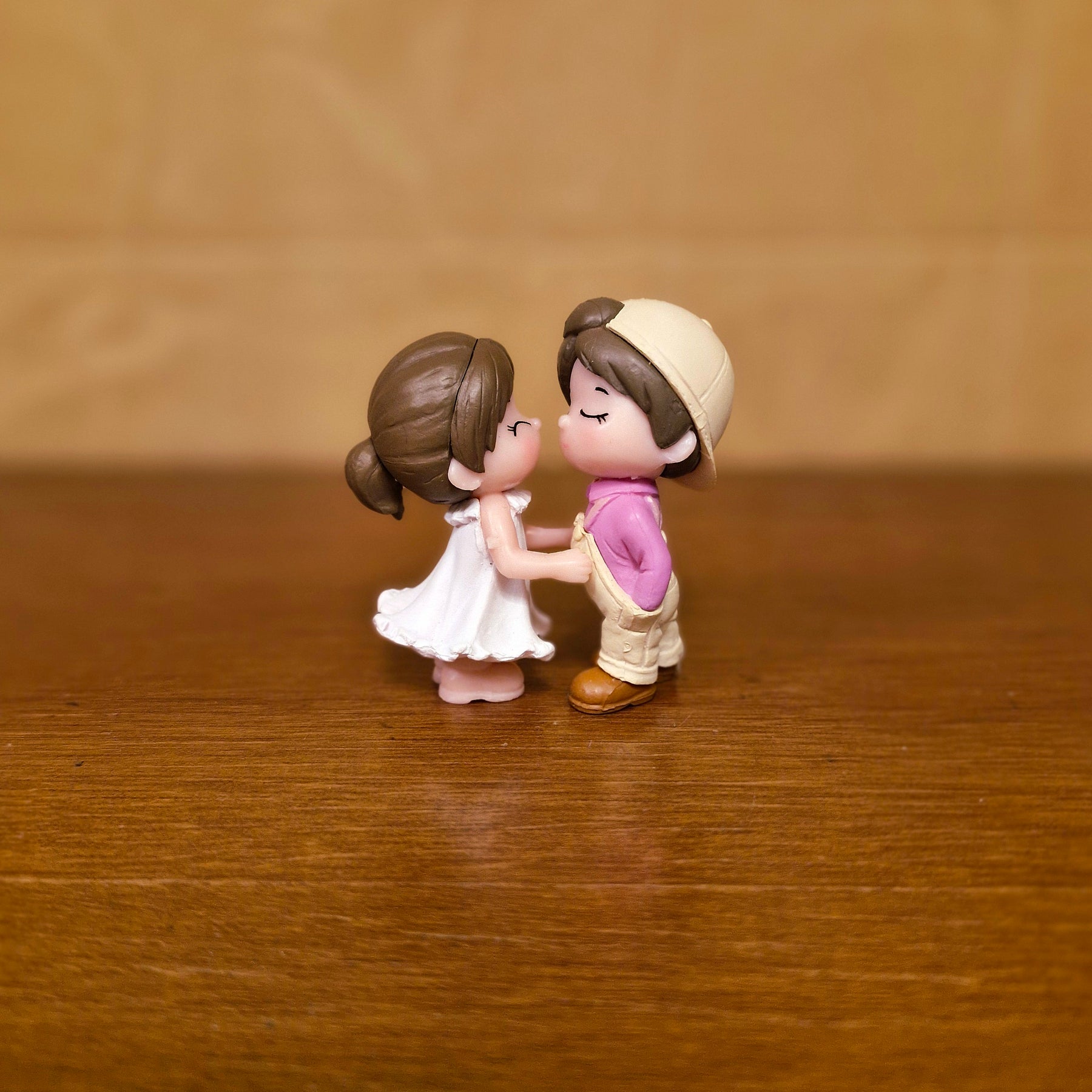 #293 Miniature Cap Couple (PER PAIR) Random colour
