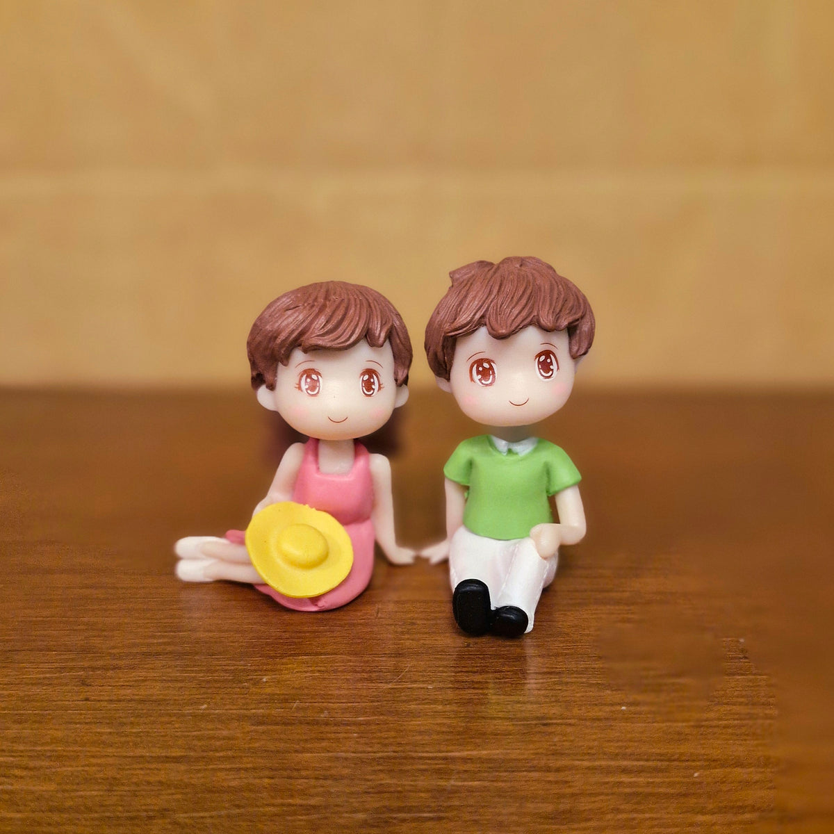 #062 Miniature Sitting Girl Boy with Cap (PER PAIR)