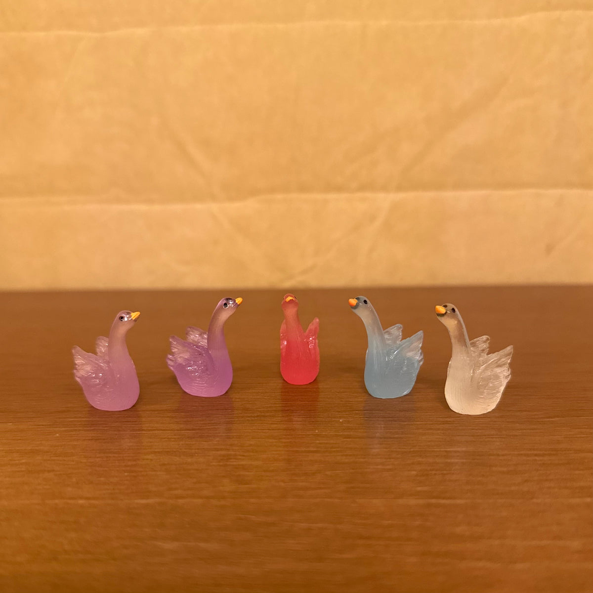 #394 Glow Long Neck Duck ( set of 2 ) Random Colour