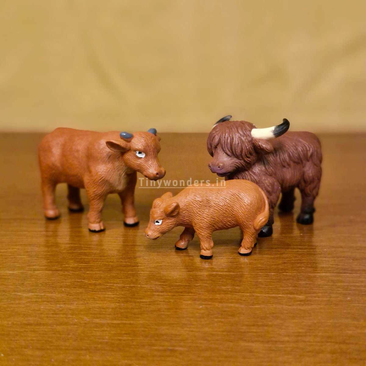 #629 Miniature Ox Family ( Set Of 3 )